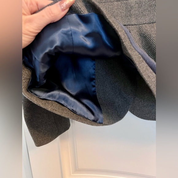 Ann Taylor LOFT Blazer - Picture 5 of 6